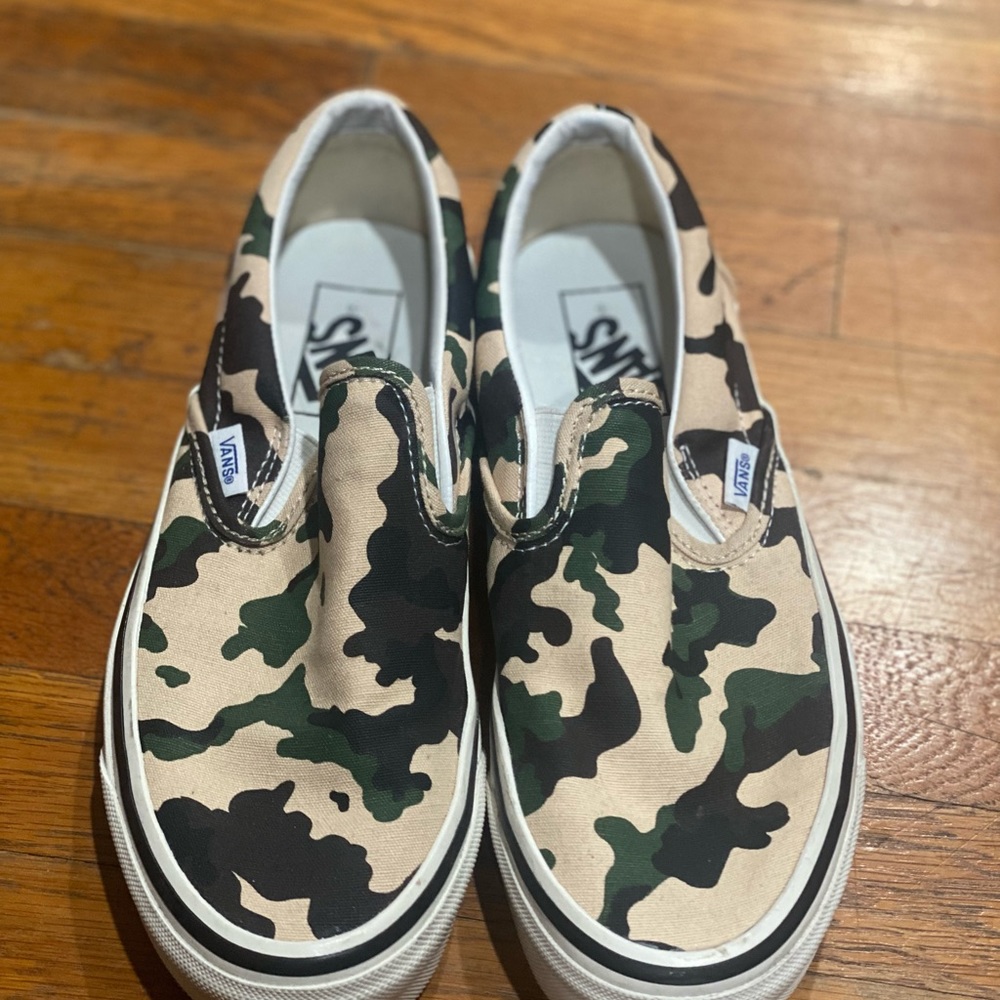 Camo design Slip- On Vans